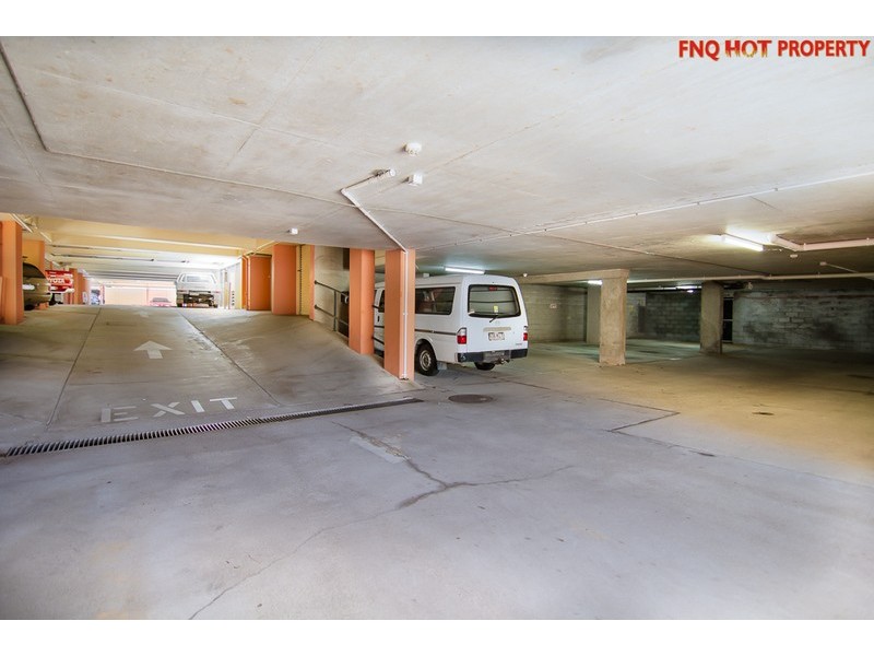 17/249 Esplanade, Cairns North QLD 4870