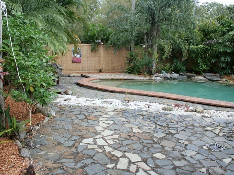 8 Samuel Street, Yorkeys Knob QLD 4878