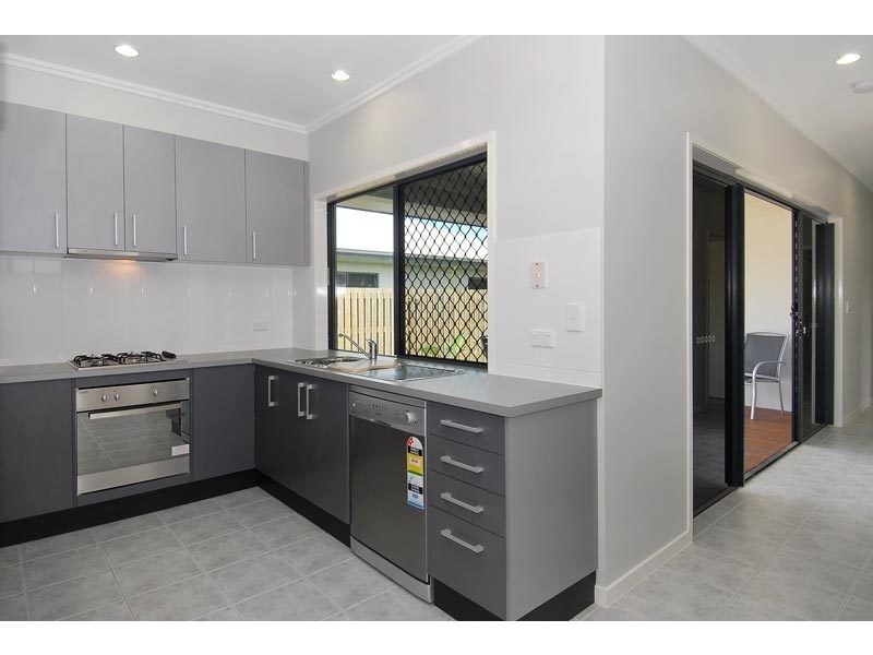 14A VETIVER ST, Trinity Park QLD 4879