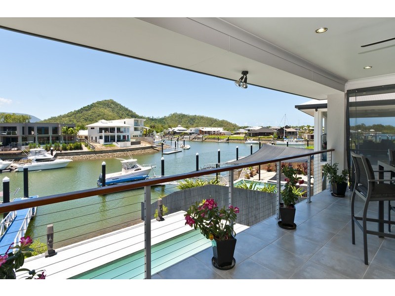 125 Harbour Drive, Trinity Park QLD 4879