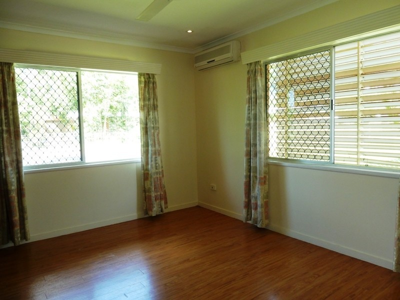 40  Karwin St, Bayview Heights QLD 4868