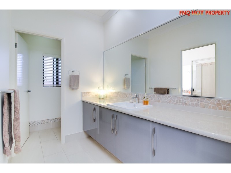 6 Quest Court, Trinity Park QLD 4879