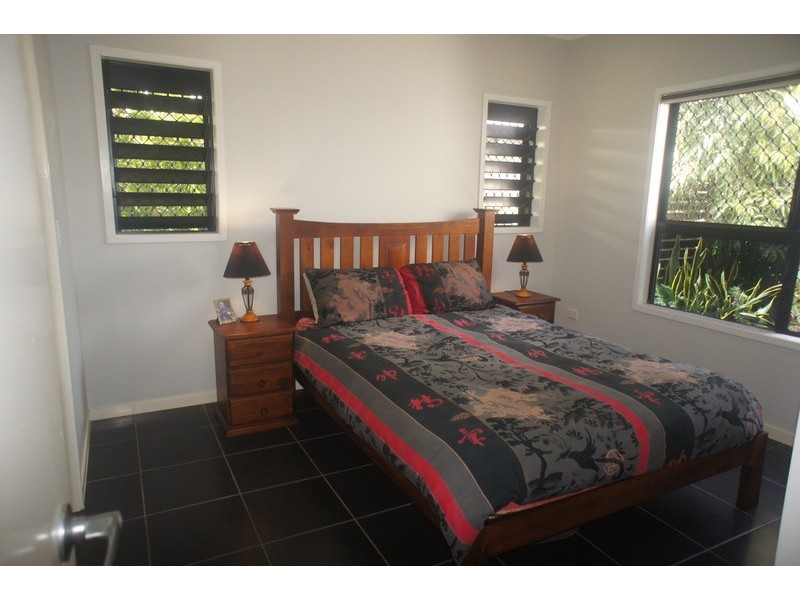 7b Vetiver Street, Trinity Park QLD 4879