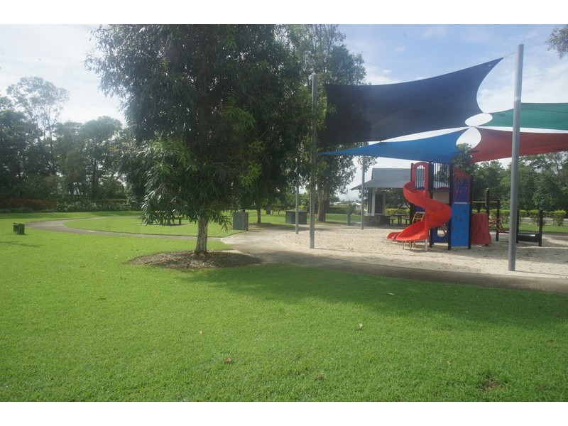7b Vetiver Street, Trinity Park QLD 4879