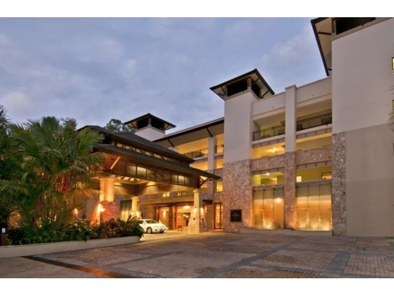 316/5 Triton st, Palm Cove QLD 4879