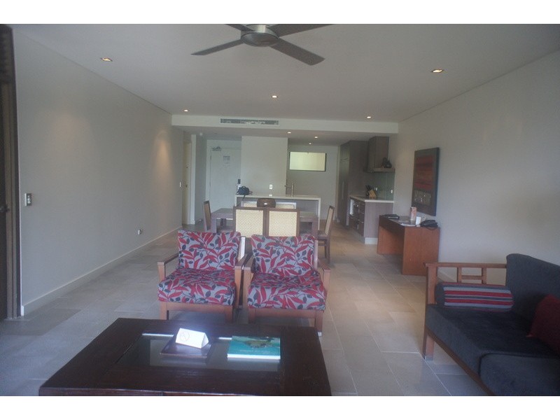 316/5 Triton st, Palm Cove QLD 4879