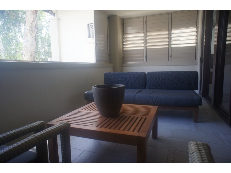 316/5 Triton st, Palm Cove QLD 4879