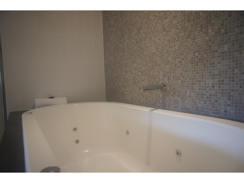 316/5 Triton st, Palm Cove QLD 4879