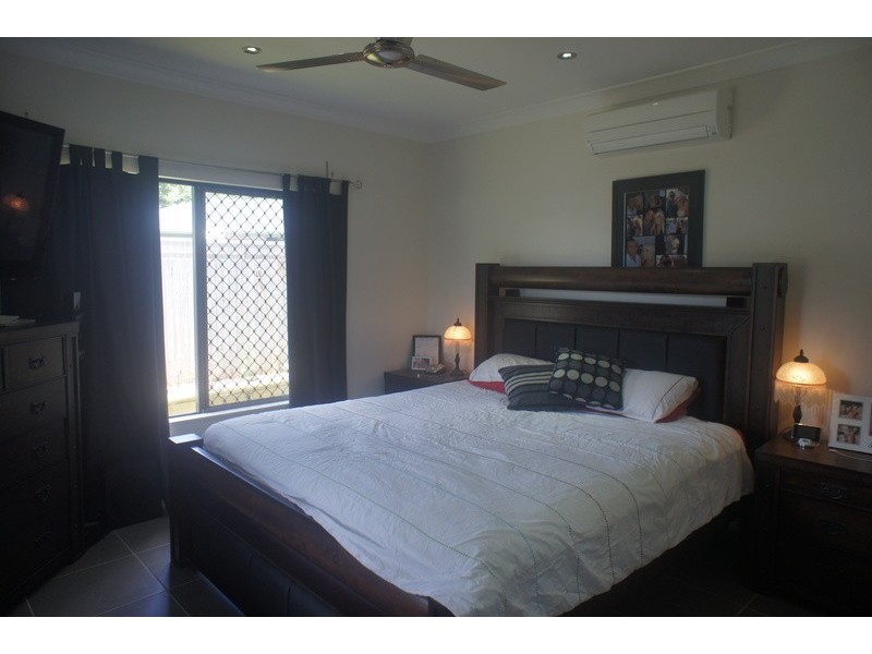 70 Xavier Herbert Drive, Redlynch QLD 4870