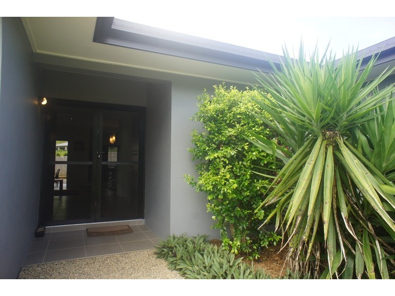 70 Xavier Herbert Drive, Redlynch QLD 4870