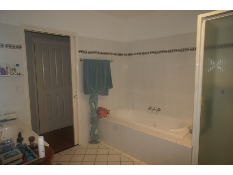 39 Coulthard St, Newell QLD 4873