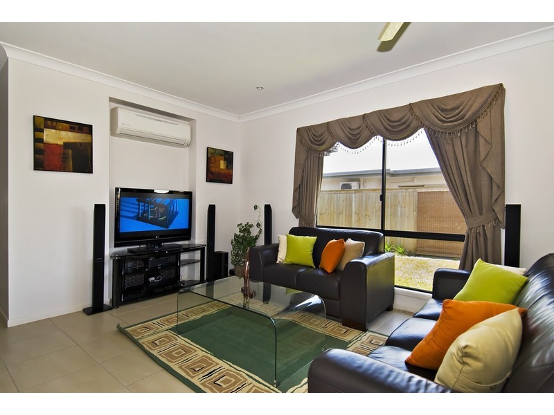 11 Bowline Close, Trinity Beach QLD 4879