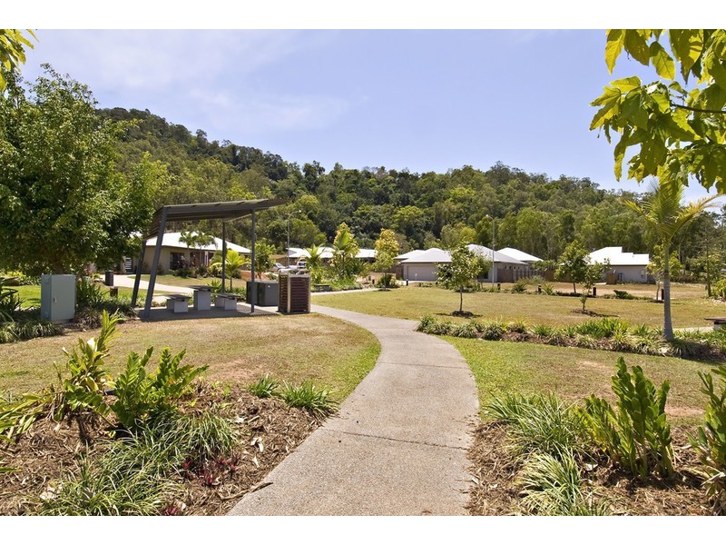 11 Bowline Close, Trinity Beach QLD 4879