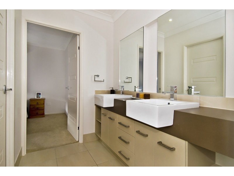 11 Bowline Close, Trinity Beach QLD 4879