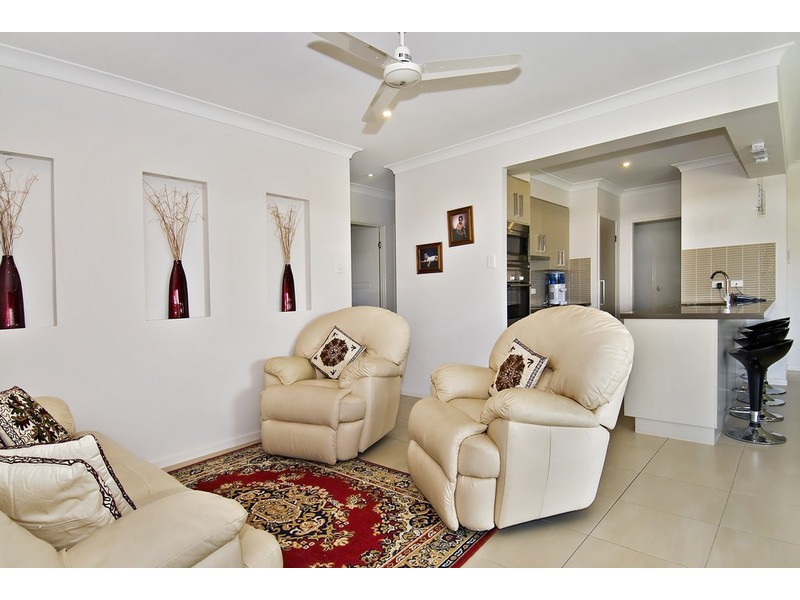 11 Bowline Close, Trinity Beach QLD 4879