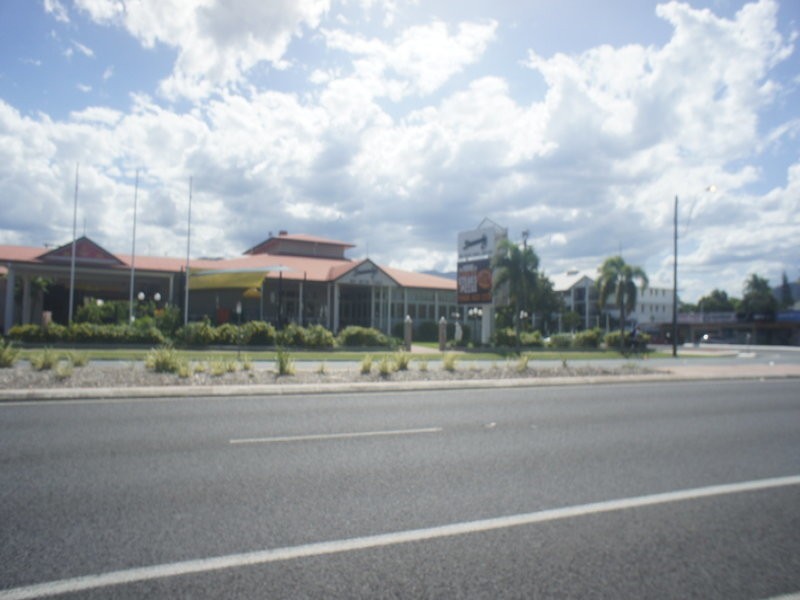 20/324 Sheridan Street, Cairns North QLD 4870