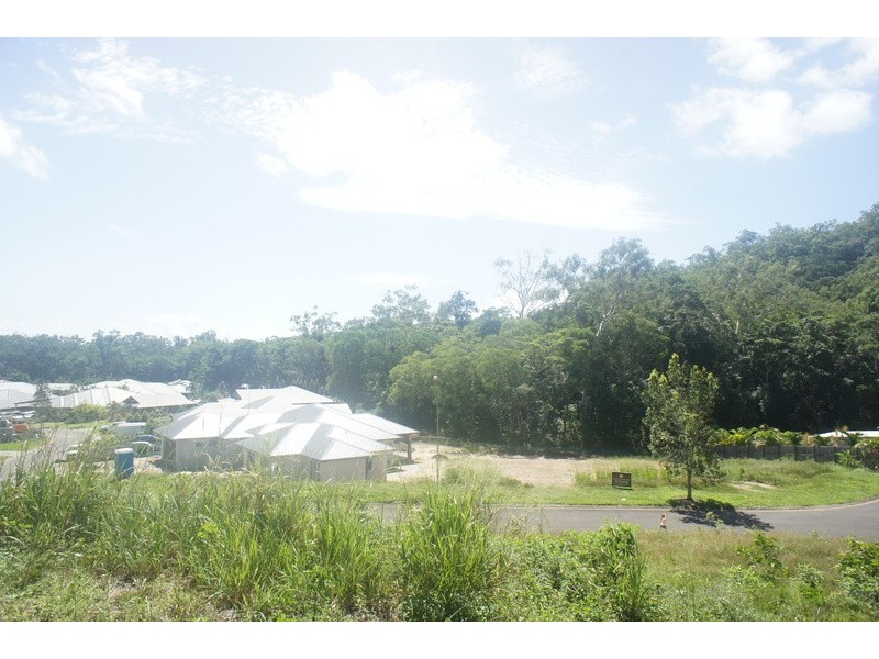 14  Megalong Close, Trinity Beach QLD 4879