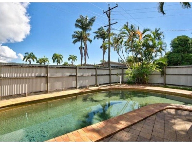 4/17  Trinity Beach Road, Trinity Beach QLD 4879