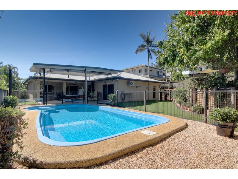 6 Torokina Street, Trinity Beach QLD 4879