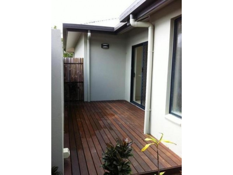 35 Aurelia Rd, Palm Cove QLD 4879