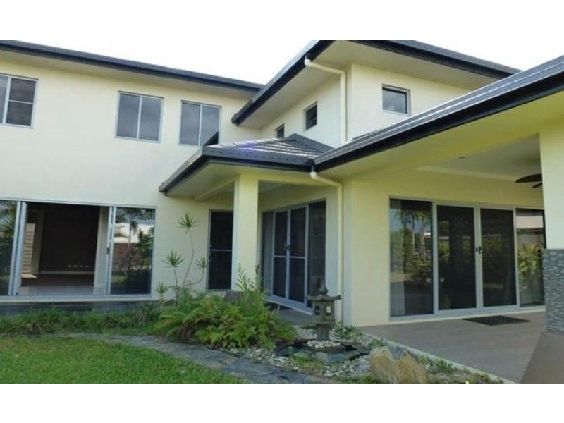 2 Rossmann Road, Smithfield QLD 4878