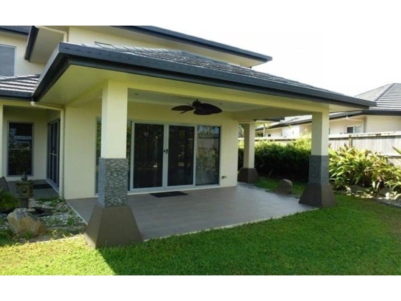 2 Rossmann Road, Smithfield QLD 4878