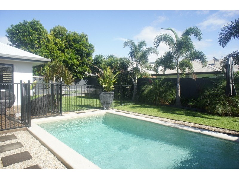 8 Bilgola Drive, Kewarra Beach QLD 4879