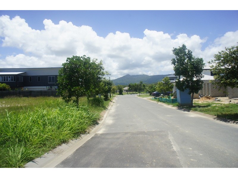 132 Harbour Drive, Trinity Park QLD 4879