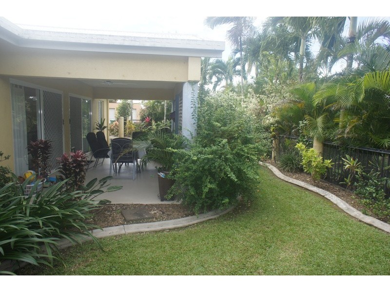 22 Carbine Close, Smithfield QLD 4878