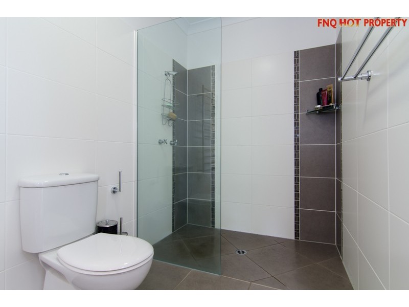 17  Bowline Close, Trinity Beach QLD 4879