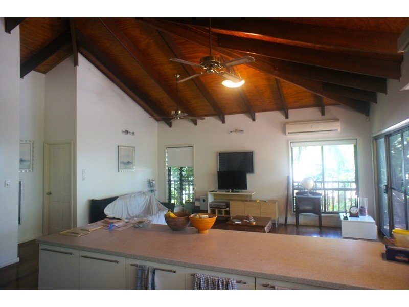 40/7 Tari Place, Trinity Beach QLD 4879