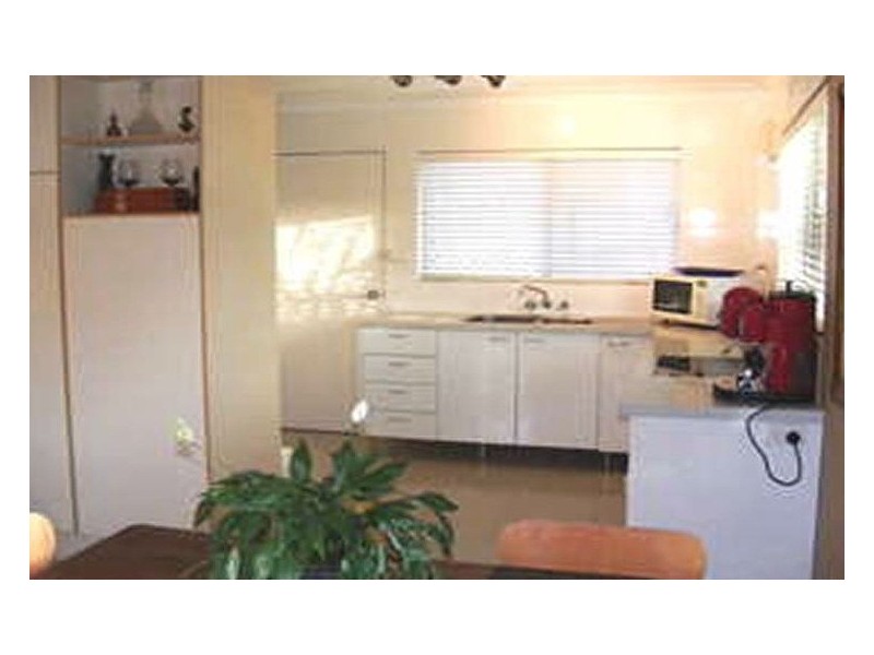 4/112 DIGGER ST, Cairns North QLD 4870