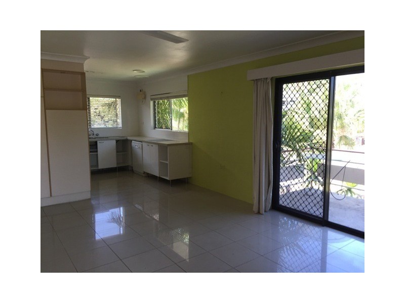 4/112 DIGGER ST, Cairns North QLD 4870