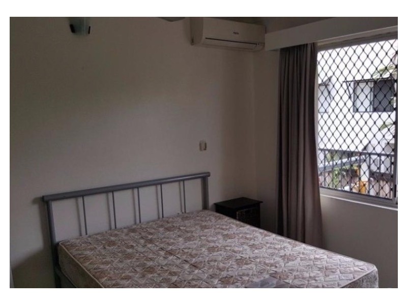 4/112 DIGGER ST, Cairns North QLD 4870