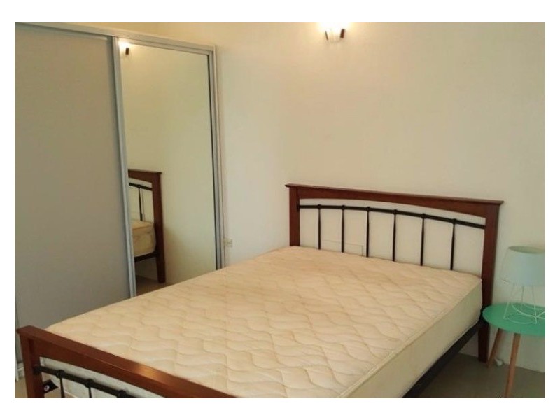 4/112 DIGGER ST, Cairns North QLD 4870