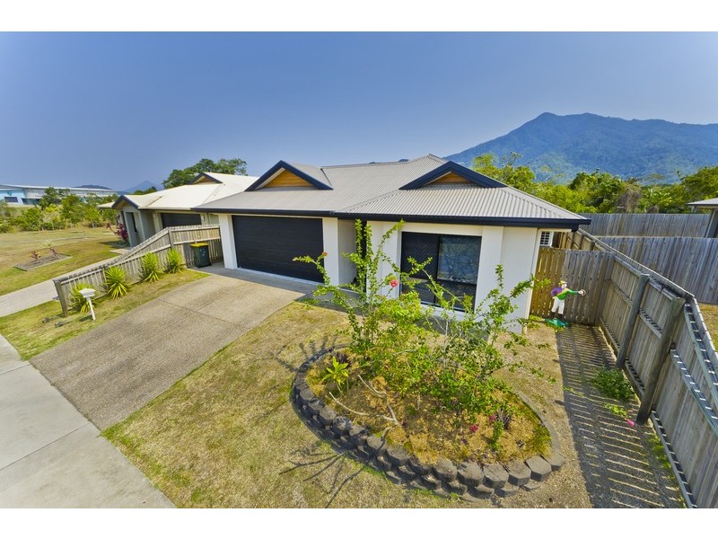 2 Powlett Close, Bentley Park QLD 4869