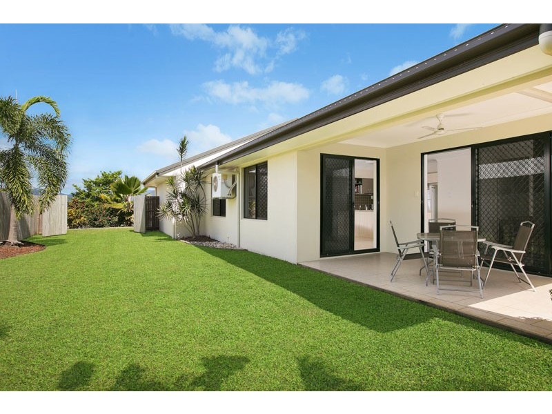 6 Montalbion Avenue, Trinity Park QLD 4879