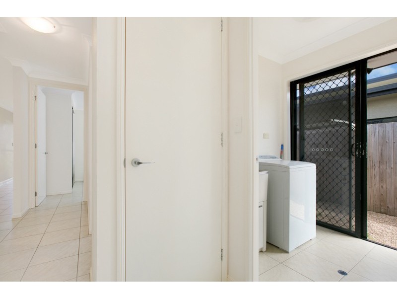 6 Montalbion Avenue, Trinity Park QLD 4879