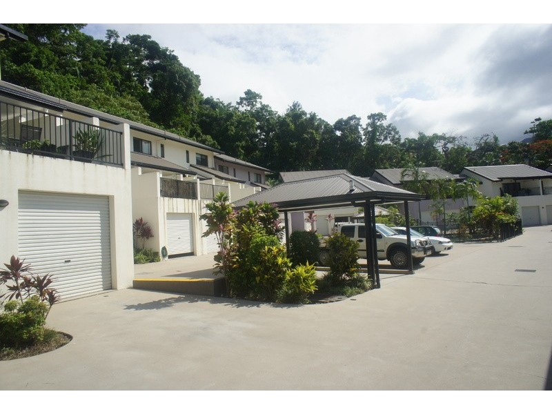 212/11-15  Charlekata Close, Freshwater QLD 4870