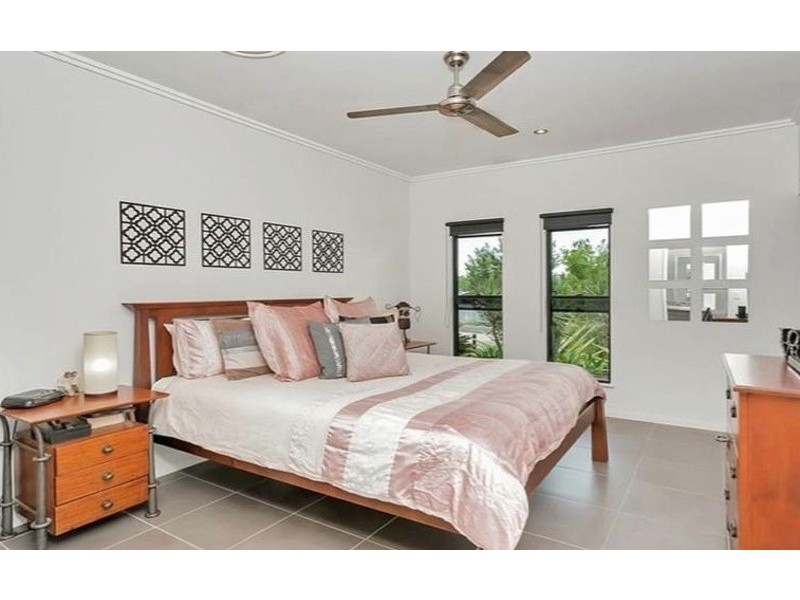7 BARNACLE STREET, Trinity Beach QLD 4879