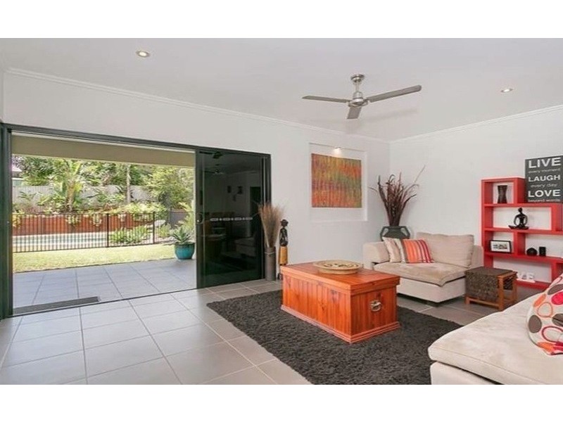 7 BARNACLE STREET, Trinity Beach QLD 4879