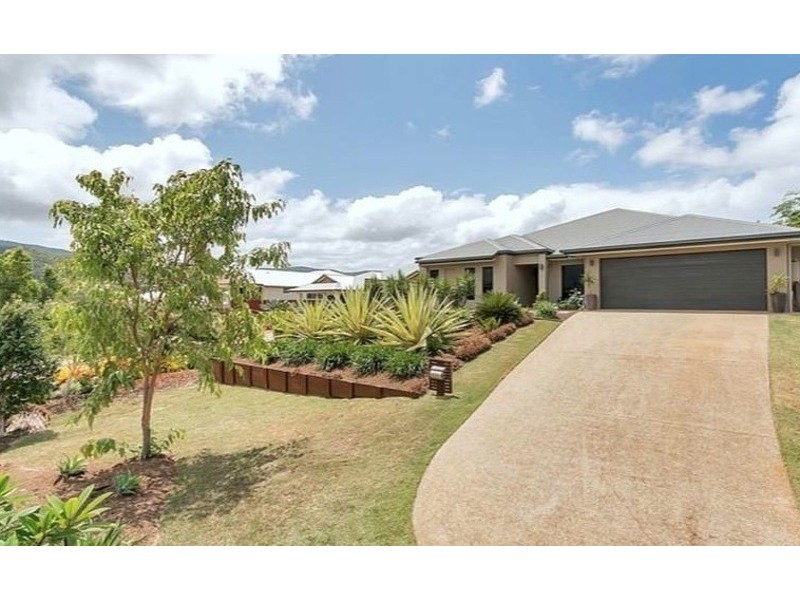 7 BARNACLE STREET, Trinity Beach QLD 4879