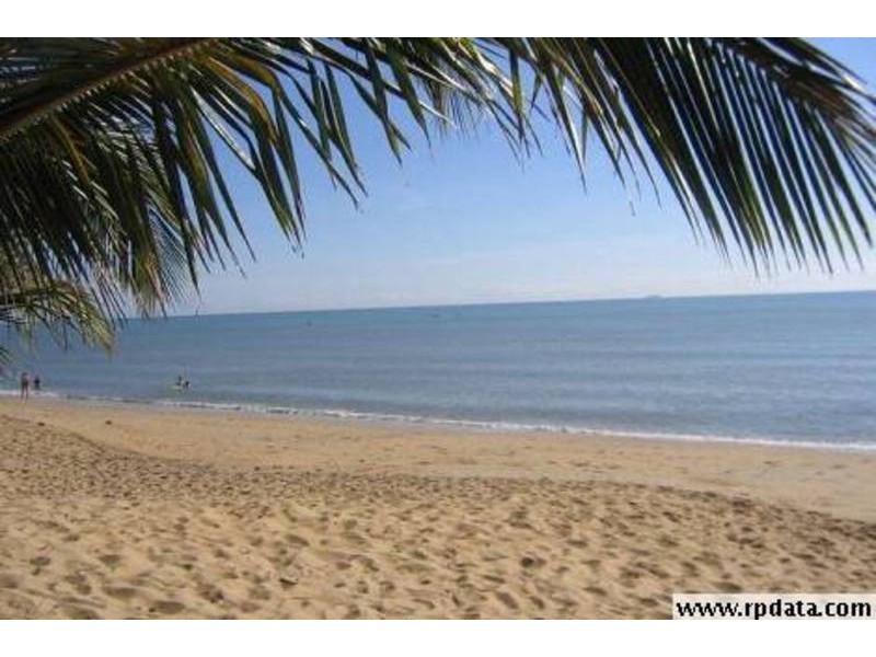 94 Roberts Drive, Trinity Beach QLD 4879