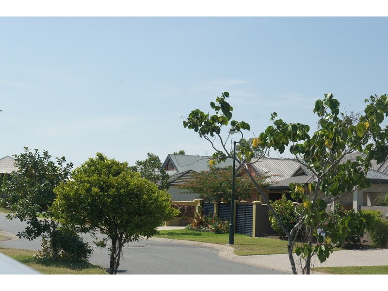 92 Harbour Drive, Trinity Park QLD 4879