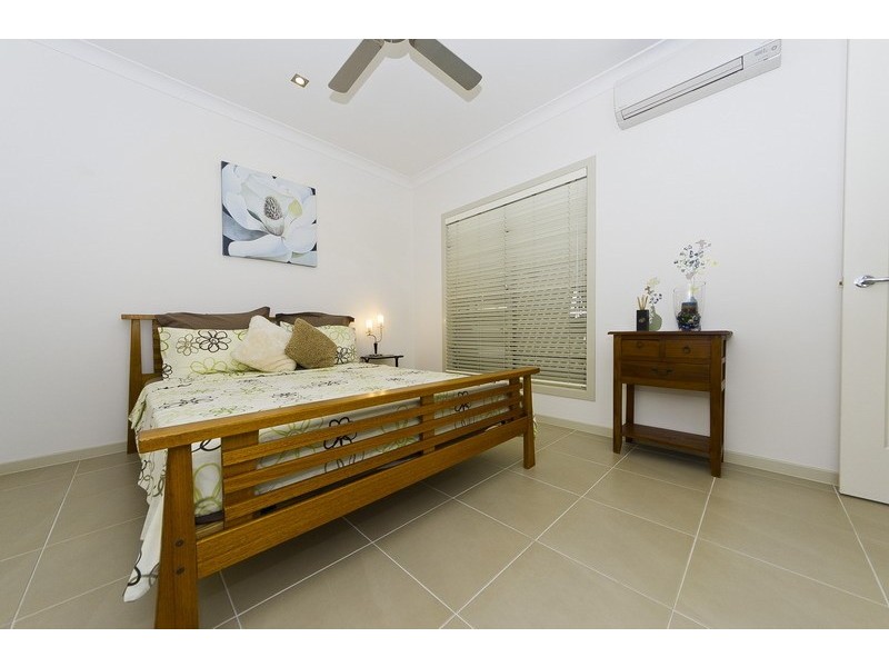 2/60 Harbour Drive, Trinity Park QLD 4879