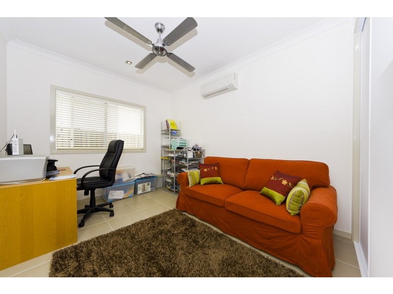 2/60 Harbour Drive, Trinity Park QLD 4879