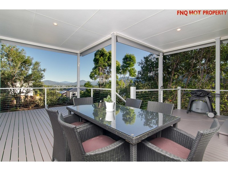 12 Crowsnest Terrace, Trinity Beach QLD 4879