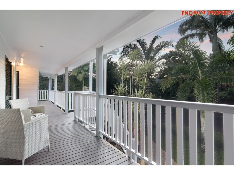 12 Crowsnest Terrace, Trinity Beach QLD 4879