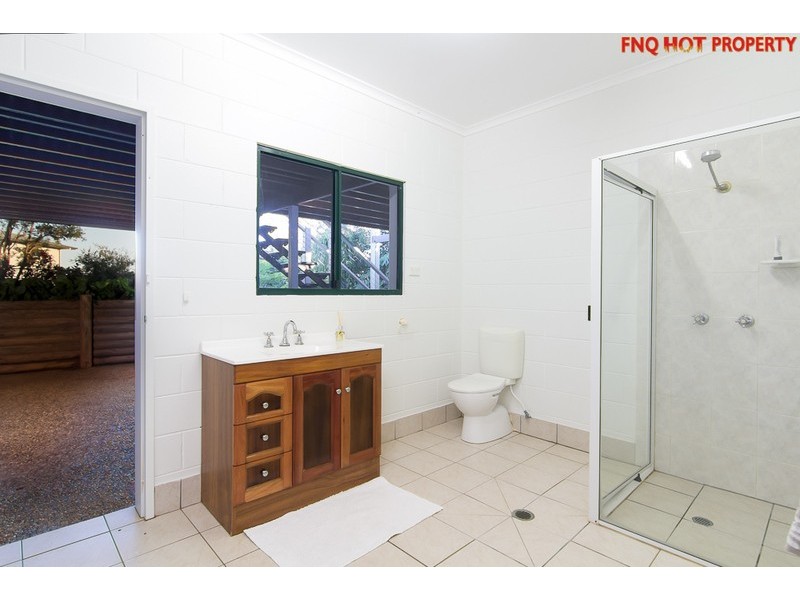 12 Crowsnest Terrace, Trinity Beach QLD 4879