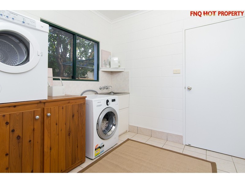 12 Crowsnest Terrace, Trinity Beach QLD 4879